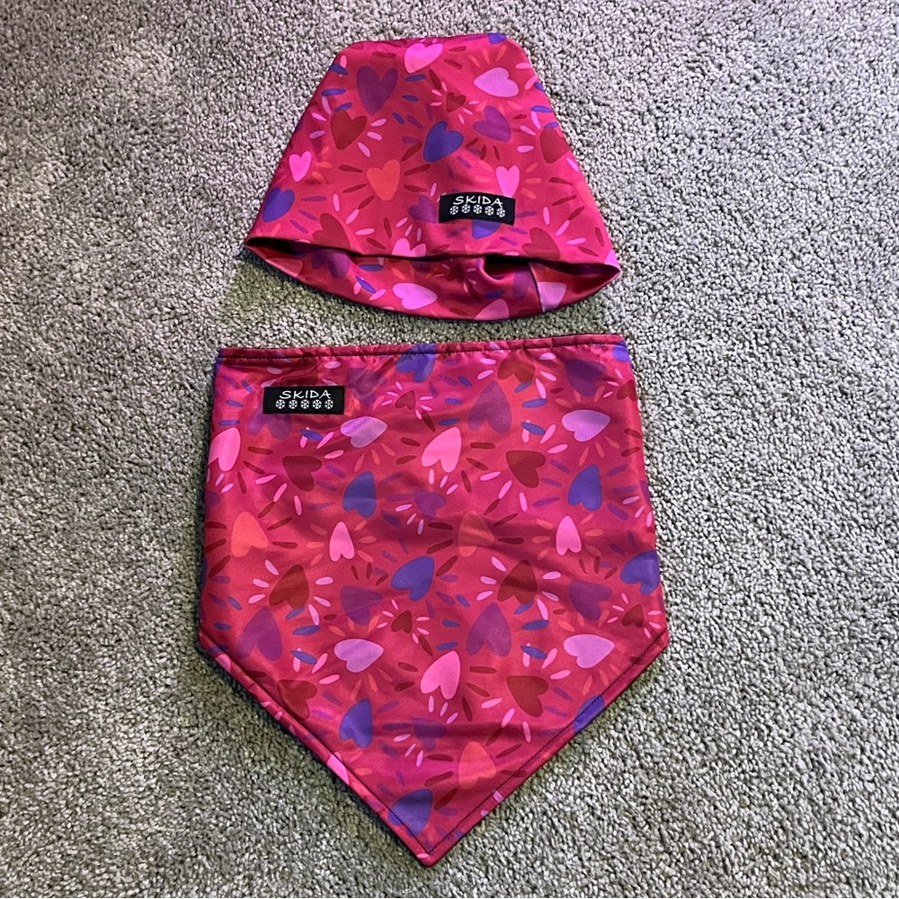 Skida Nordic Hat and Fleece-Lined Bandana
